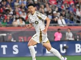 亚特兰大青训主管罗伯托萨马登祝贺佛罗伦萨与帕尔马的辉煌成就
